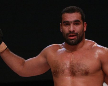 Багата с първа победа в UFC от две години насам