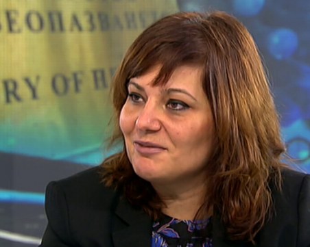 Сербезова: В болници са раздавани десетки хиляди на конкретен човек