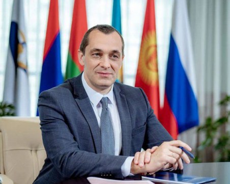 Пандемията от самоубийства на руски мениджъри продължава! Бивш шеф на 