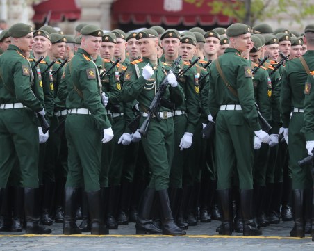 Путин по време на военния парад: Русия даде изпреварващ отпор на агресията