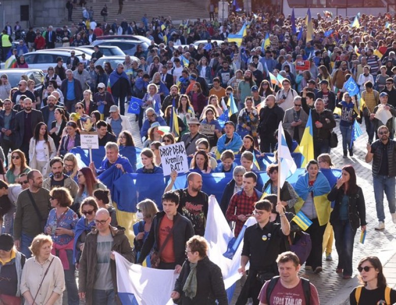 Граждани се събраха на шествие в София, наречено &bdquo;Поход срещу