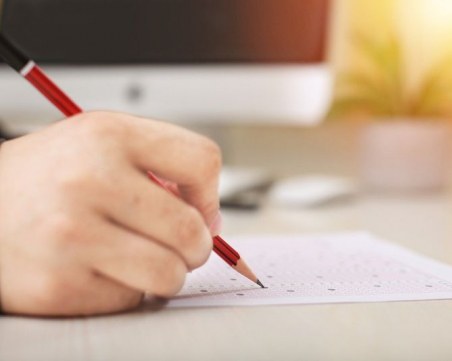 Анкета на МОН показа кой е най-трудният предмет за учениците