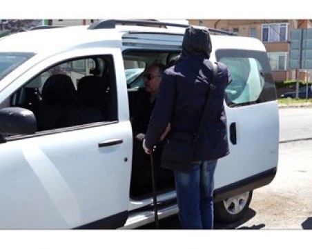 Лидерът на ГЕРБ в Бургас е задържан заради палеж на кола