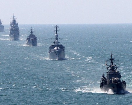НАТО: Алиансът не възнамерява да остане още дълго извън Черно море