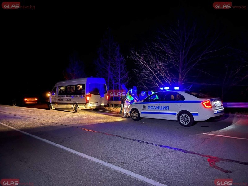 Бус с ученици претърпя инцидент на Подбалканския път София-Бургас, съобщи