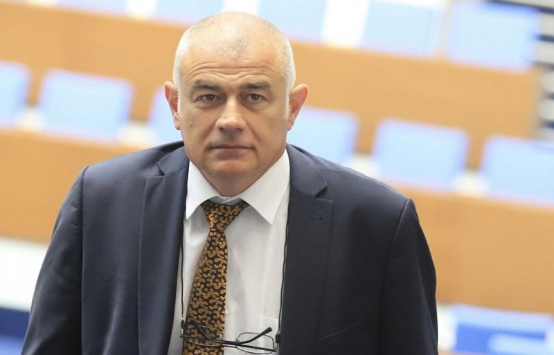 Министър Георги Гьоков: Обсъждаме десетина варианта за преизчисление на пенсиите