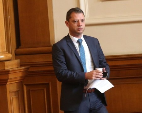 Делян Добрев: Нямаме подробности за договорения газ в САЩ