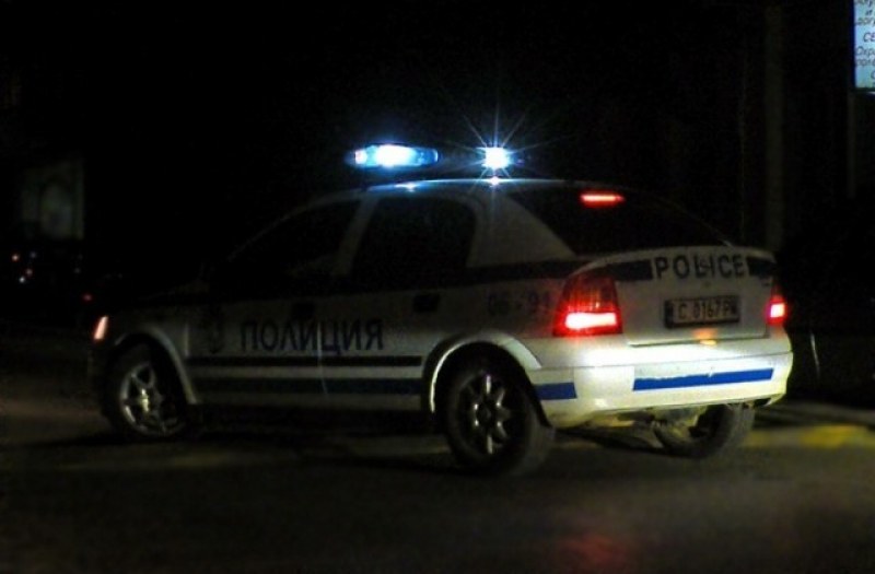 Откриха труп на жена в сак в София
