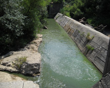 12-годишно момиче се удави в канал в Стара Загора