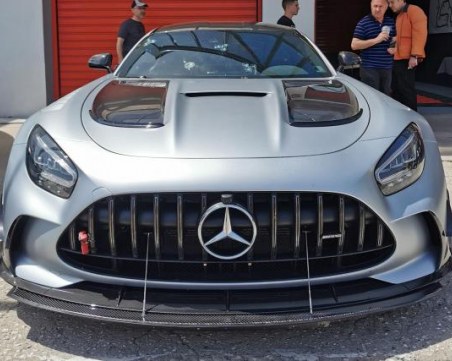 Български Mercedes-AMG GT Black Series счупи рекорд на пистата в Серес