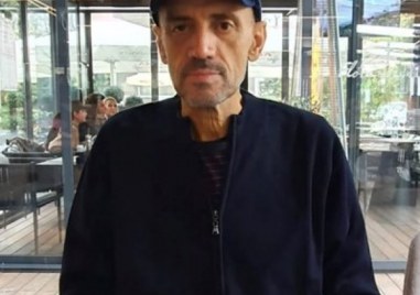 Учителят по математика от ЕГ Пловдив загуби борбата с рака