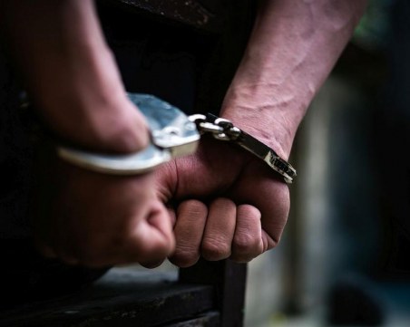 Арестуваха българин в Гърция заради нелегални мигранти