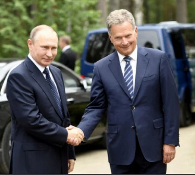 Президентът на Финландия и Путин разговаряха за НАТО