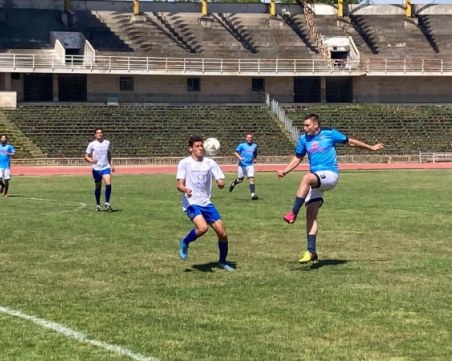 Спартак отново вкара 10 гола