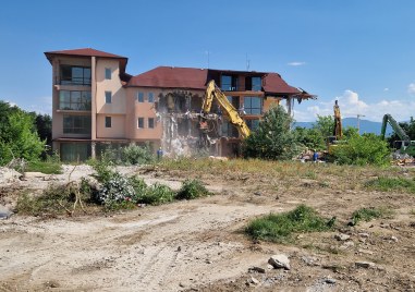 Първият хотел на Гребната база в Пловдив ще остане в