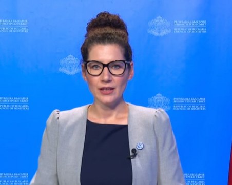 Константинова към украинците: Няма да ви оставим на улицата