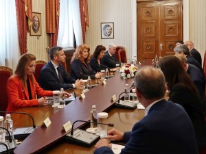Илияна Йотова за РСМ: Не можем да правим компромиси с българската позиция