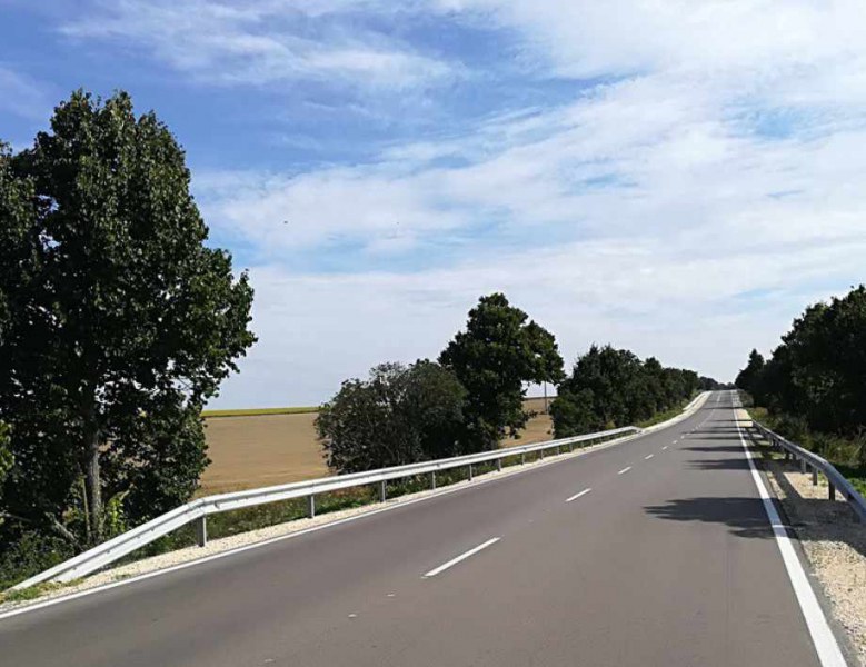 Ремонтират 2,3 км от пътя Карлово-Пловдив за 6,7 млн. лв.