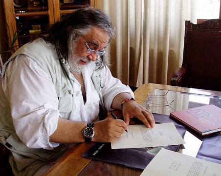 Почина големият гръцки композитор Вангелис