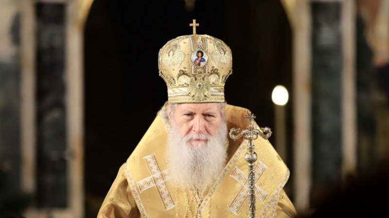 Състоянието на патриарх Неофит се подобрява