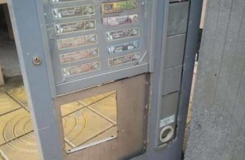 Тийнейджъри потрошиха вендинг автомати в Пловдив и задигнаха парите