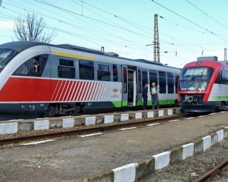 Украинците пътуват безплатно с влак към България и Румъния