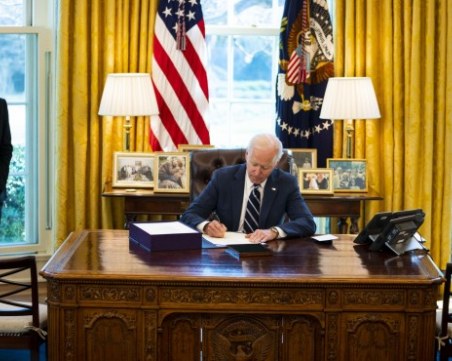 Байдън даде зелена светлина на помощ от 40 милиарда долара за Украйна