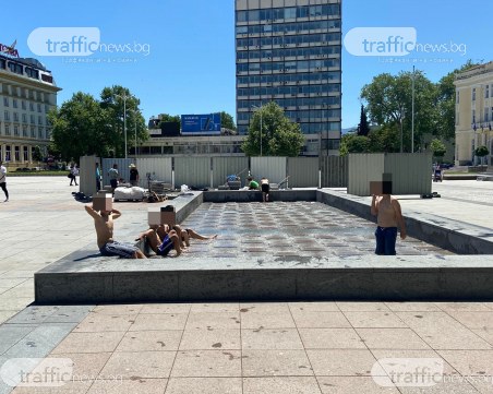 Фонтанът на площад