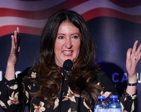 Херо Мустафа: България е съюзник на НАТО, но решението за военна техника е нейно