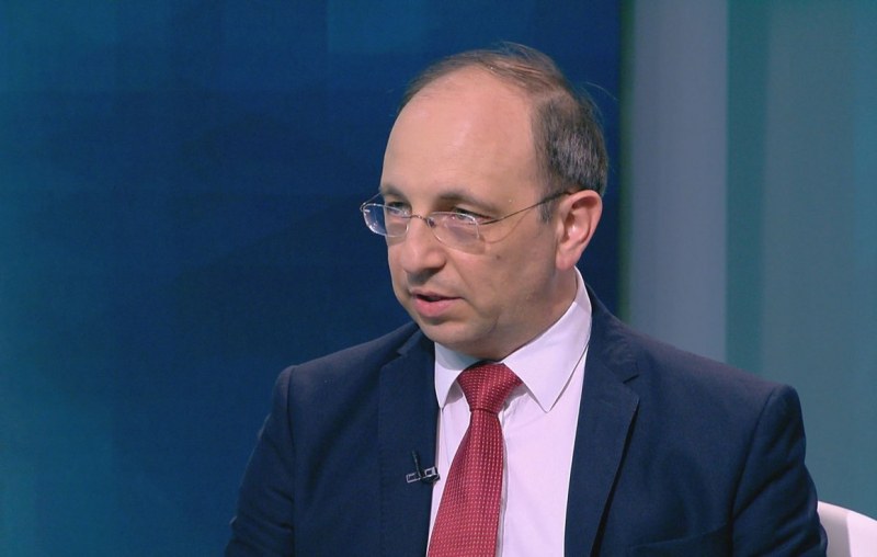 Николай Василев: Мерките вдигат инфлацията, защото кабинетът харчи повече