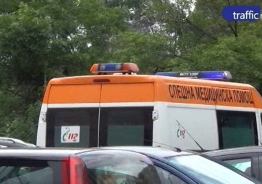 Пешеходка е в болница след катастрофа в неделя в Пловдив