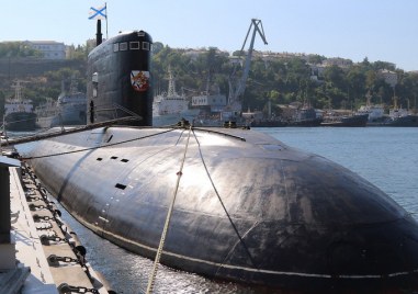 Руското министерство на отбраната съобщи че е изстреляло от подводница