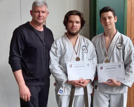 Пловдивски клуб по джиу джицу с 10 медала на Държавното първенство
