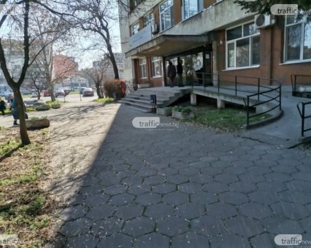 Как пенсионерите от Пловдивска област, ваксинирани в чужбина, ще получат COVID добавка