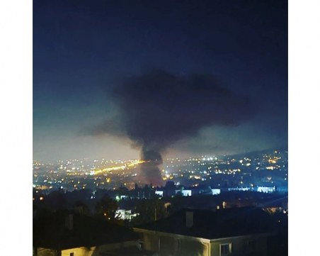 Взривове в София тази нощ, горели са камиони на сметопочивстваща фирма