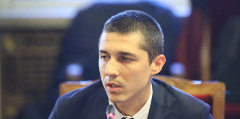 Иванов: Промяна на националния празник следва да бъде направена след широк обществен консенсус