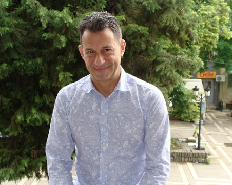 Камен Воденичаров се отказва от конкурса за шеф на БНТ