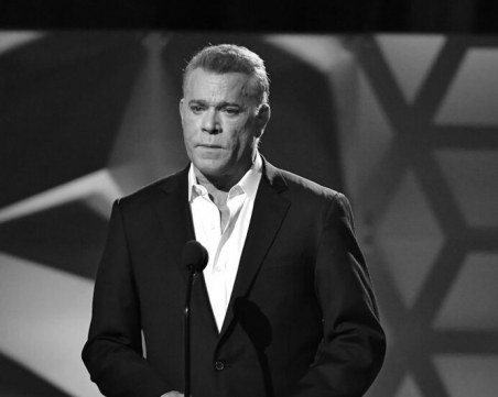 Почина актьорът Рей Лиота