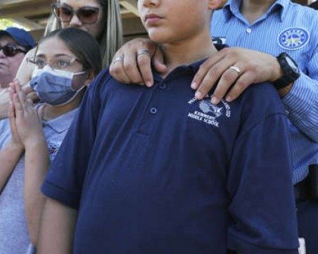 След стрелбата в Тексас: Близките на загиналите деца търсят отговори