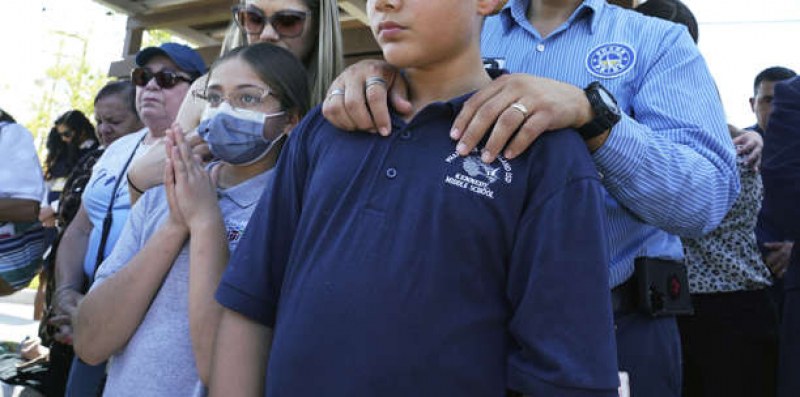 След стрелбата в Тексас: Близките на загиналите деца търсят отговори