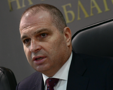 Караджов: Попарват всичките ни надежди за ремонти на пътища тази година