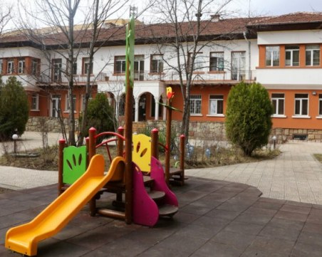 Пловдив и Родопи ще получат пари за нови детски градини