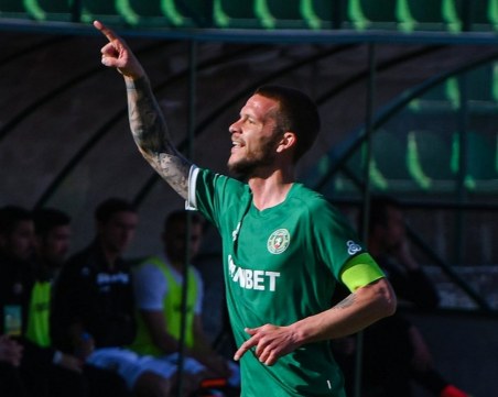 Ботев Враца остана в елита