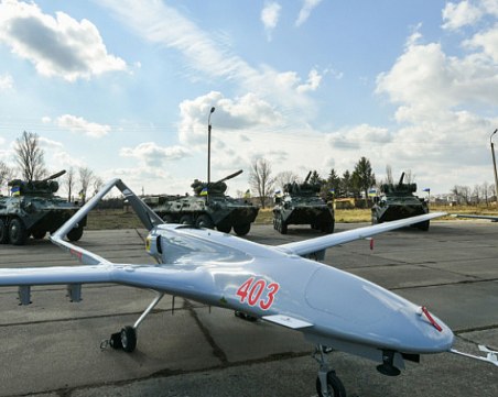 Литовци събраха близо 4,5 млн.евро за 3 дни, за да купят военен дрон за Украйна