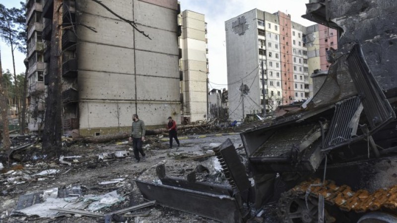 Руските военни засилиха атаката си срещу украинския град Северодонецк, след