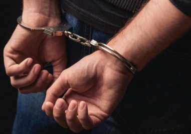 22 годишен мъж попадна в полицейския арест за увреждане на лек