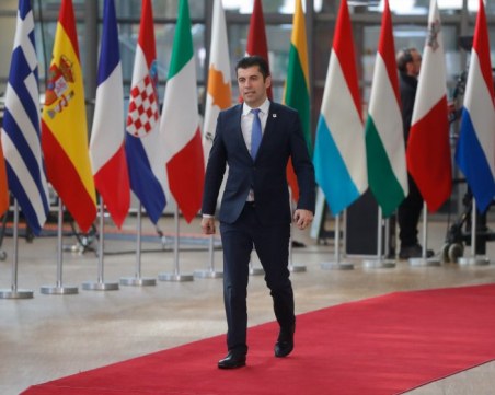 Евролидерите се събират днес, решават за ембаргото върху руския петрол