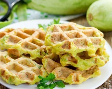 Солени гофрети с тиквички - рецепта, богата на витамини и лесна за приготвяне