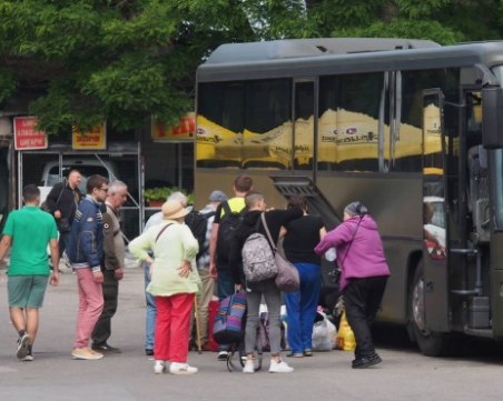 Украинските бежанци ще бъдат временно настанени в буферните центрове в Сарафово и Елхово