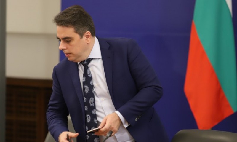 Асен Василев: Голяма част от мерките бяха подкрепени от работодатели и синдикати